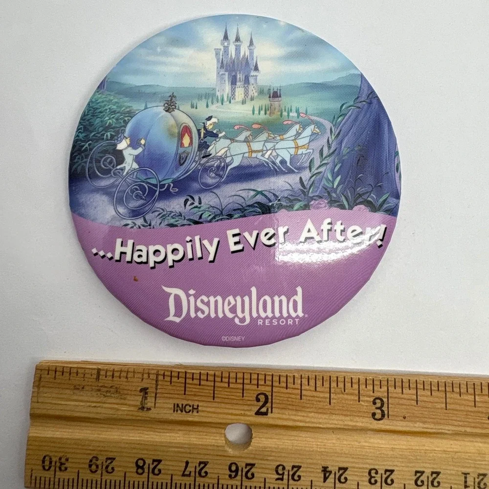 Retired Disneyland Happily Ever After Button Cinderella‎ Carriage Disney Pin